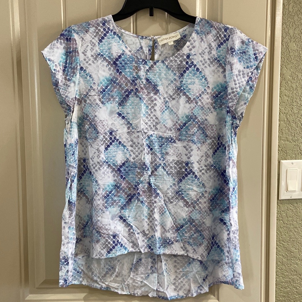 Pullover HighLow Blouse By Cynthia Rowley Brand Euc
